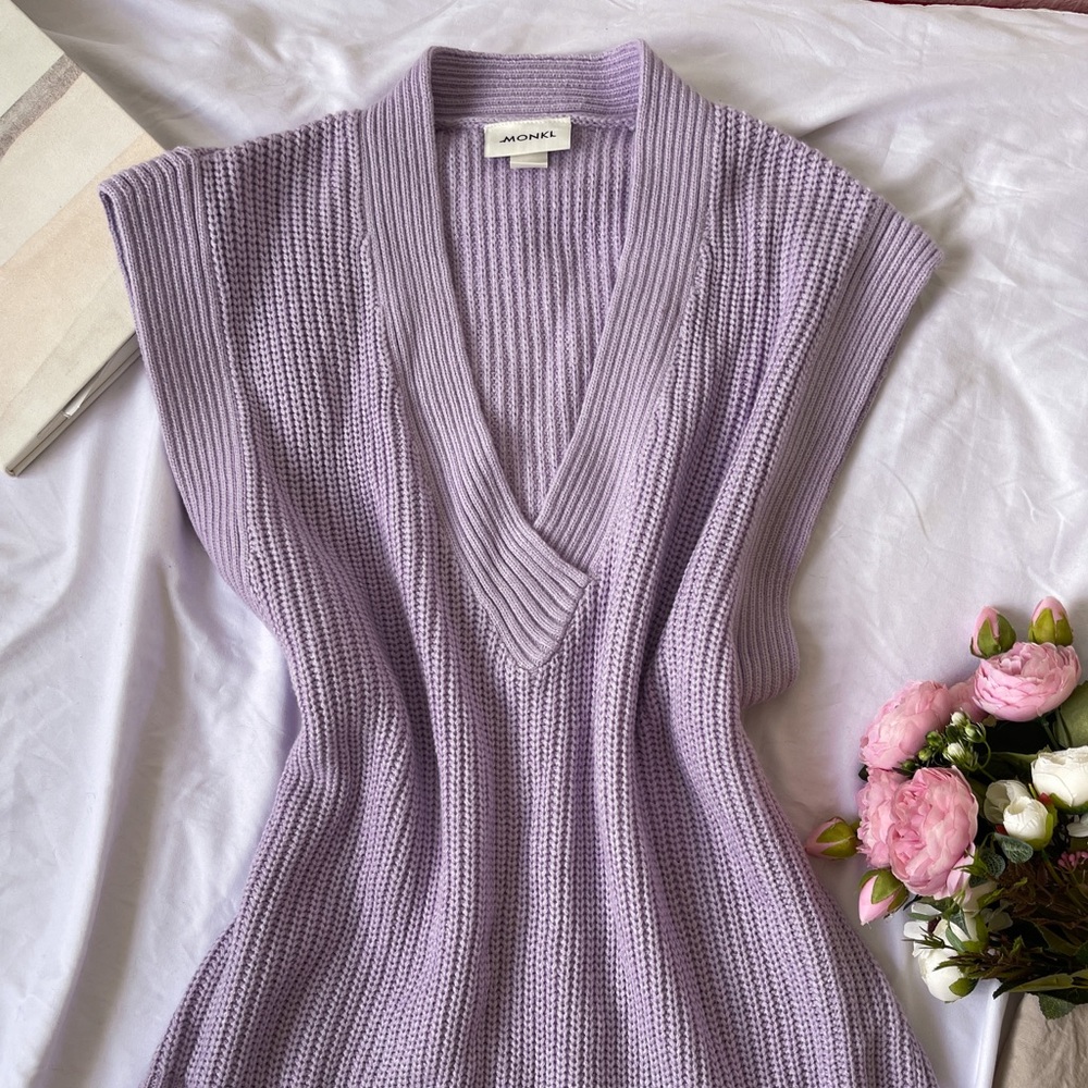 Lavender knitted Vest